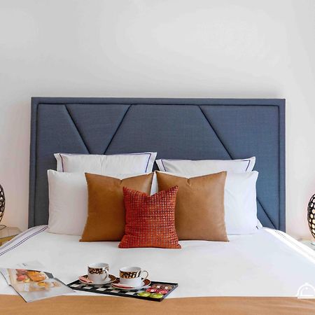 Dream Inn Apartments- West Wharf Tower Canal View Dubaï Extérieur photo